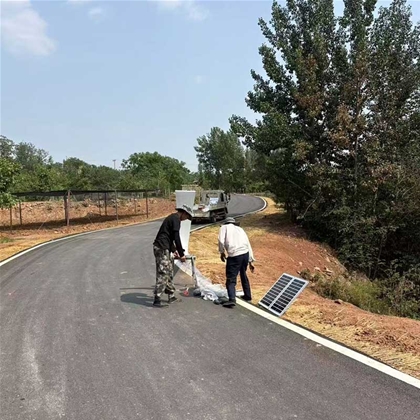 乌恰太阳能路灯安装